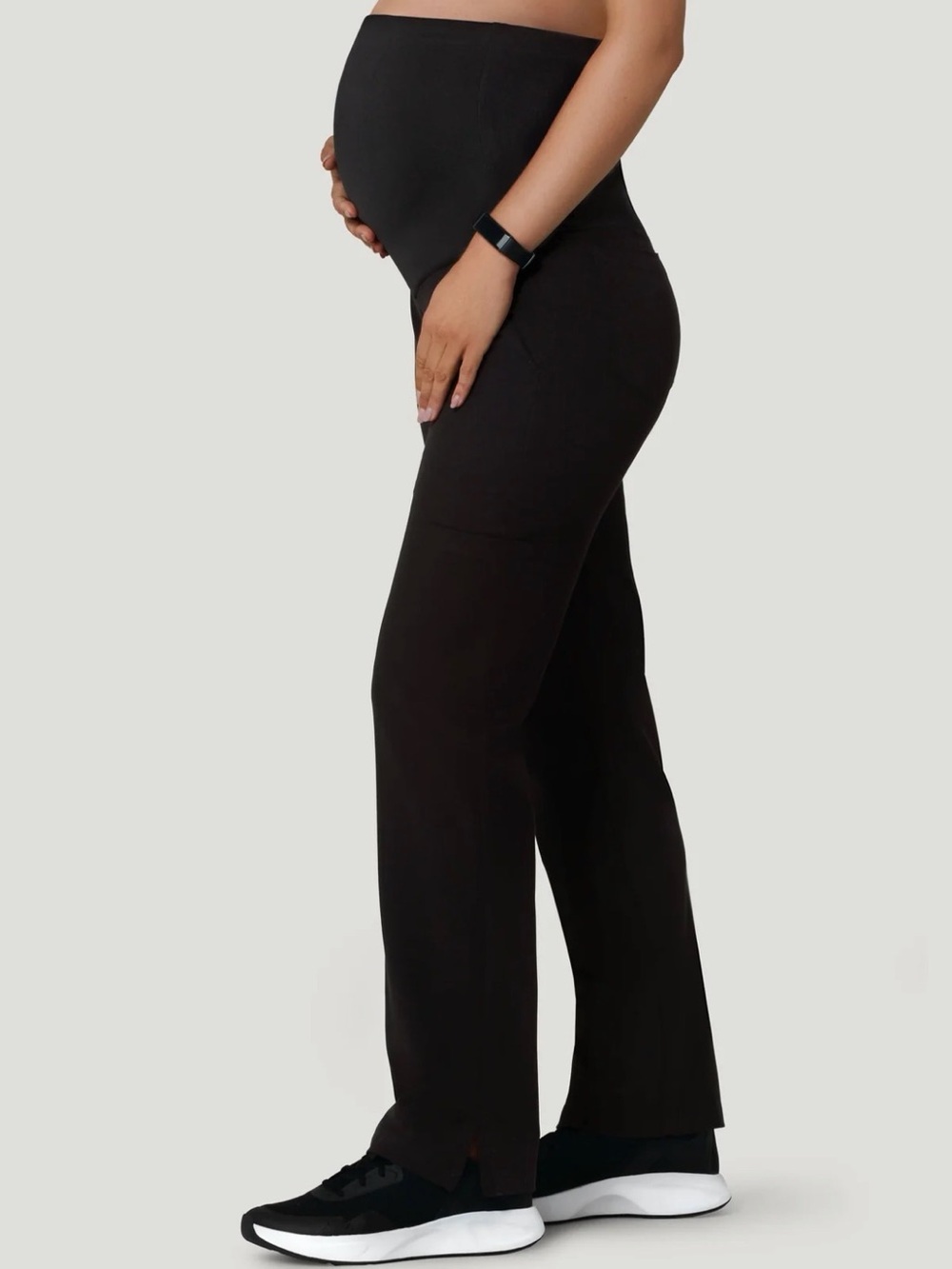 Mandala Petite Small Maternity Cargos in Black / LIKE NEW